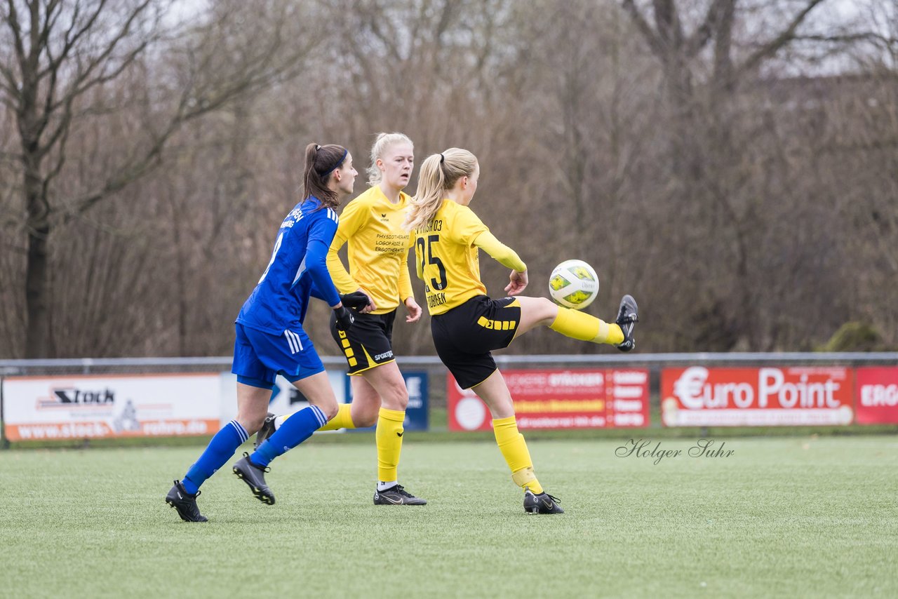 Bild 216 - F SSC Hagen Ahrensburg - SV Frisia Risum-Lindholm : Ergebnis: 1:2